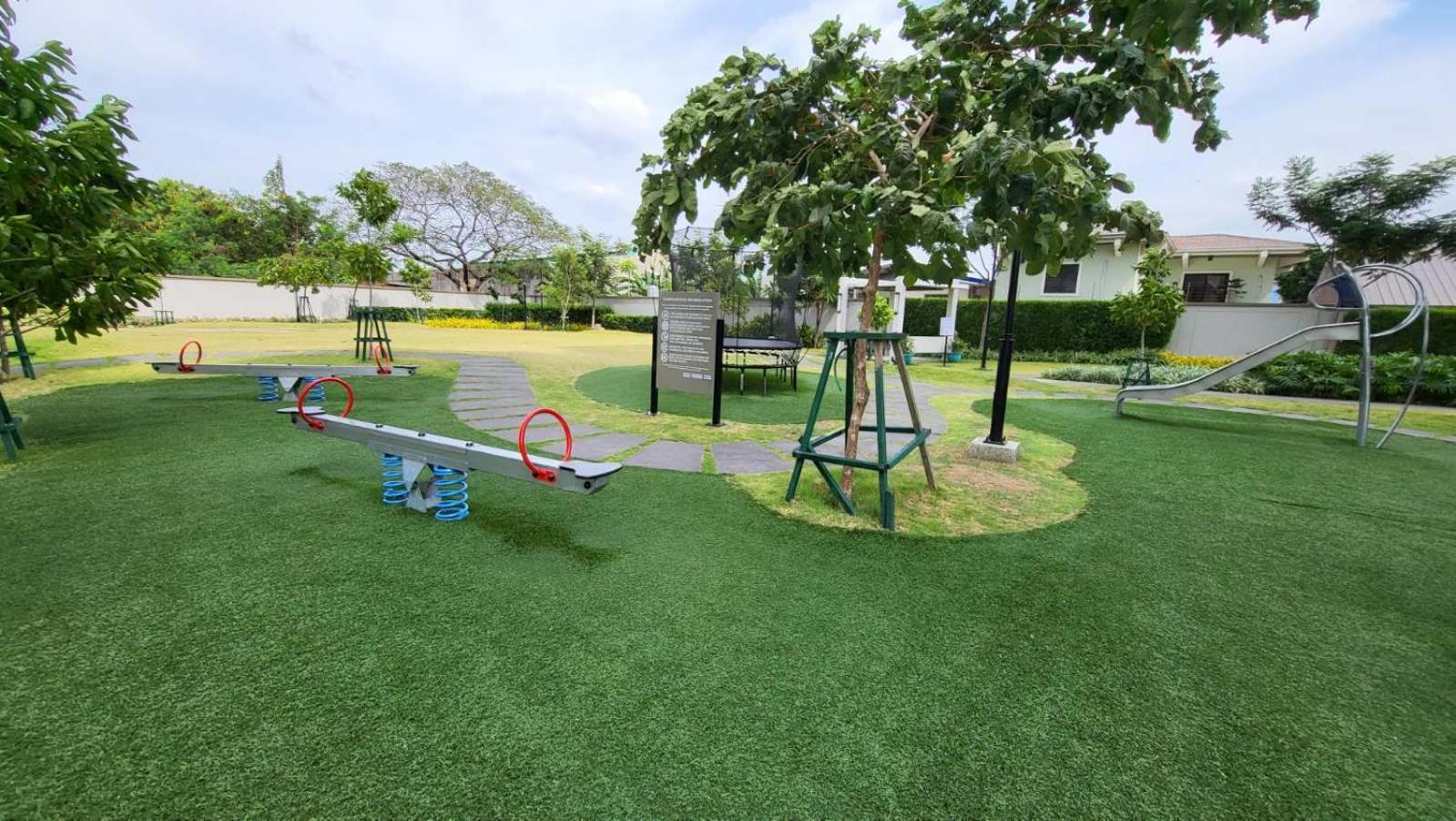 The Atherton- Spacious Modern Condo Unit In Paranaque Near The Airport, Makati, Bgc And Highways Paranaque City 外观 照片