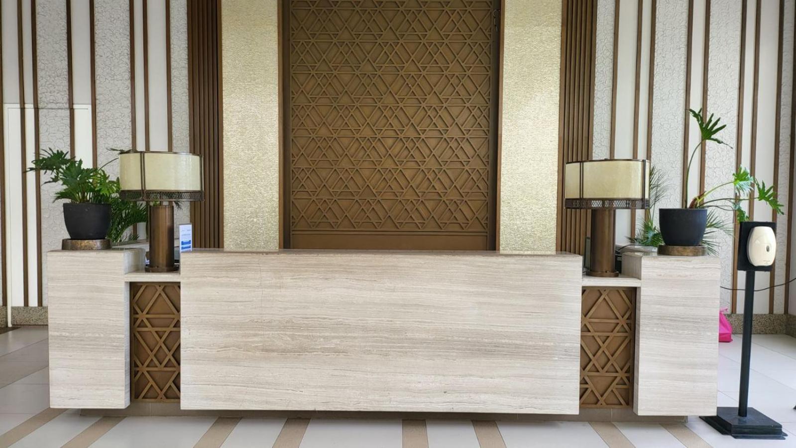 The Atherton- Spacious Modern Condo Unit In Paranaque Near The Airport, Makati, Bgc And Highways Paranaque City 外观 照片